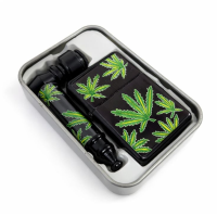 Набір для куріння "Black Cannabis" 3 в 1 (трубка + запальничка + сітки)