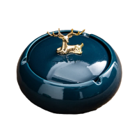 Попільниця кругла керамічна з кришкою, олень (Темно-синій)