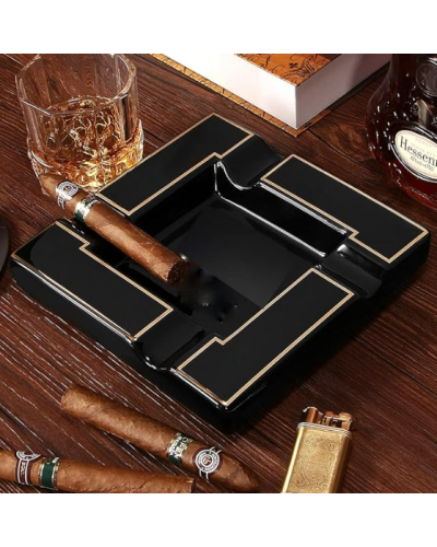 Попільничка для сигари квадратна,велика (Чорна)